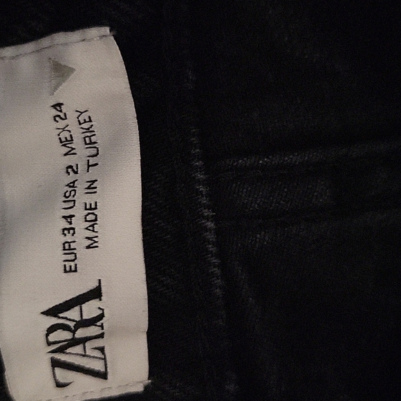 Zara Women's Wide Leg Distressed Jeans - Picture 4 of 4